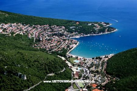 Apartment Mihael + free boat trip photo 3