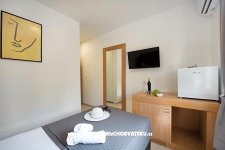 Hotel and Hostel Potpićan photo 4