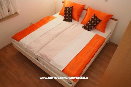 Apartment Viki photo 2
