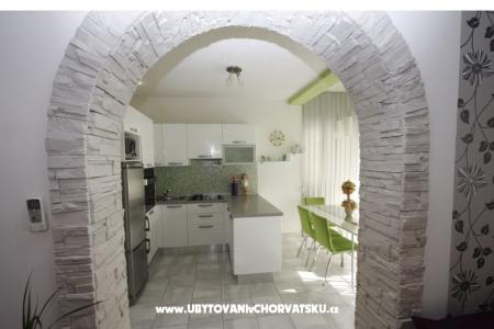 Apartments Nadalina  photo 5