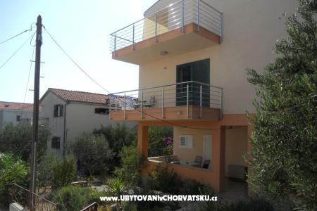 Apartments Mikulić photo 3