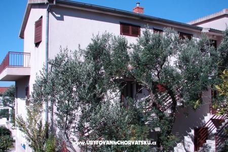 Apartments Mikulić photo 5