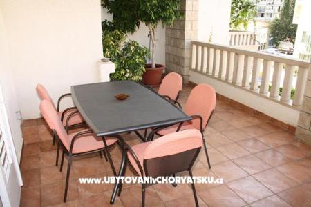 Apartments Premeru Makarska photo 3