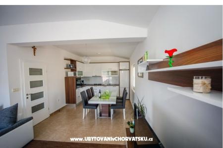 Apartment Hrvoje photo 2