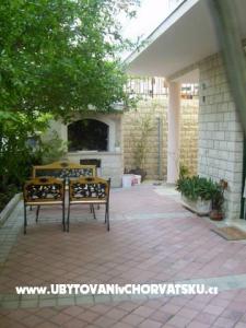 Apartments A&amp;B Makarska Croatia