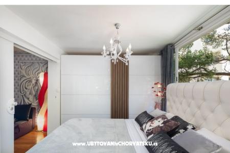 Apartments Romilda, by the beach photo 5