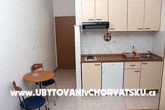Apartments Šarić photo 3