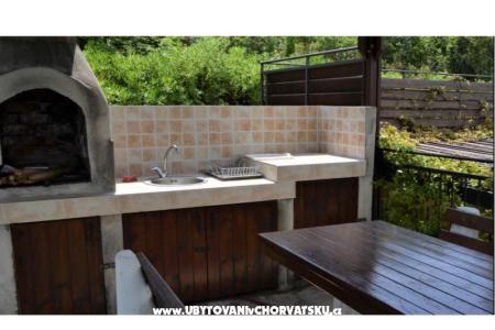 Maric Apartments photo 3
