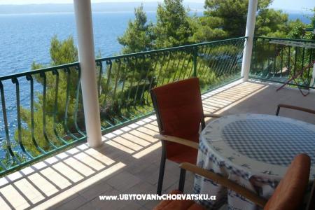 Apartments Sliskovic, 1. line to sea photo 3