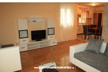 Apartment Kotišina photo 2