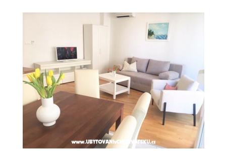 Sunshine Apartment Makarska photo 4