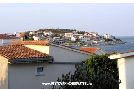Apartments Marasović photo 3