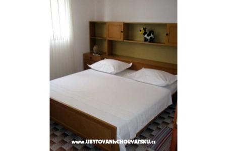 Apartments Marasović photo 5