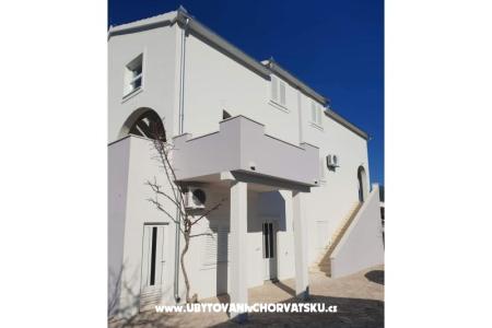 Apartments Pralija photo 4