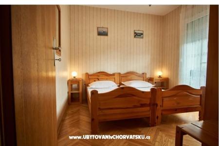 Apartments Boris - Vinisce at Trogi photo 4