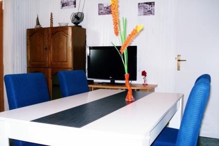 Central Apartment with Balcony photo 3
