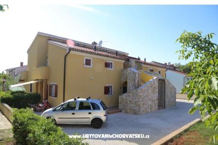 Apartment Oliva D1 with pool photo 4