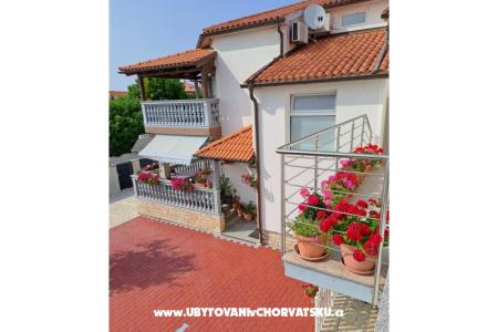 Apartments Mila-Casa Bianca  photo 2