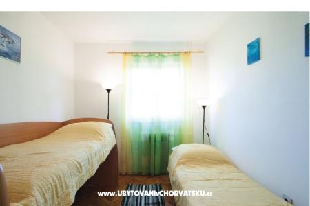 Apartments Mirjana photo 3