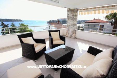 Apartments Roza photo 2