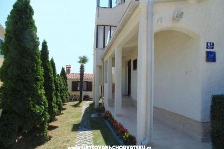 Apartments Regi photo 3