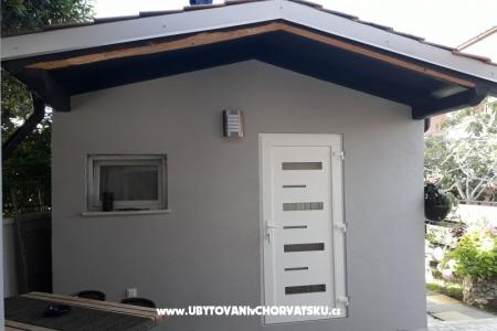 Apartments SUNI photo 4