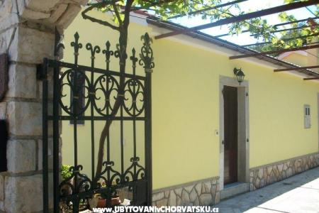 Apartment Dijana **** photo 2