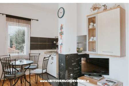 Apartment Betina photo 5