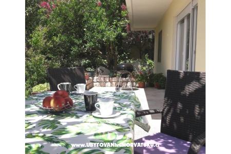 Apartment Vesna Island of Murter Croatia