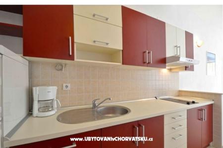 Apartments Julija photo 5