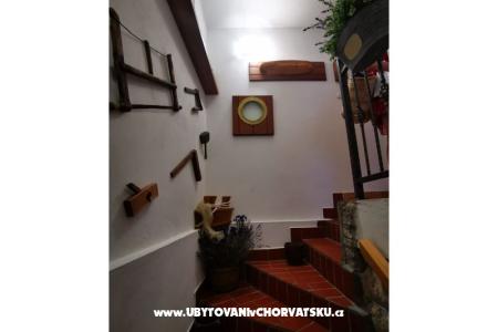 Stara kamena kuca - Apartment Andrij photo 3
