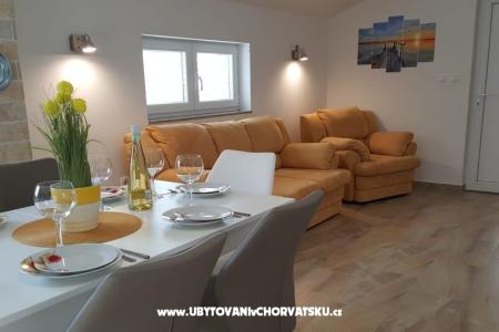 Apartments Tomislav VRSI-NIN photo 4