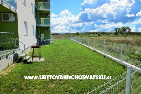 Apartments Juhart photo 2