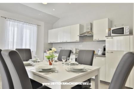 Apartments Mica photo 2