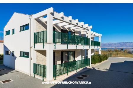 Queen Beach Resort Apartments photo 4