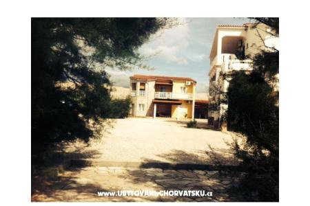 Apartments Iva&amp;Denis photo 4