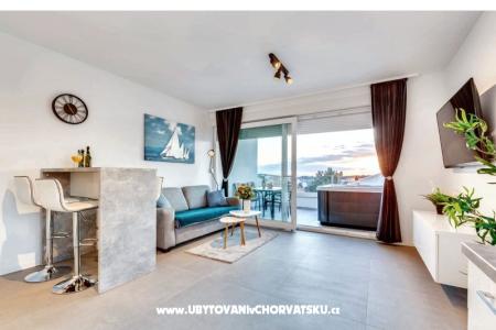 Nautilus Apartments photo 2