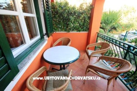 Apartments Mirjana photo 4