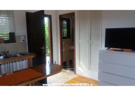 Apartments Skrivena  photo 4
