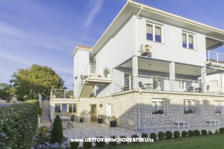 Apartments Milivojac Novi Vinodolski Croatia