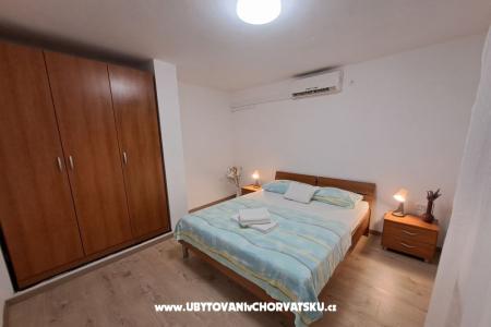 Apartments AGAVA Omis Croatia