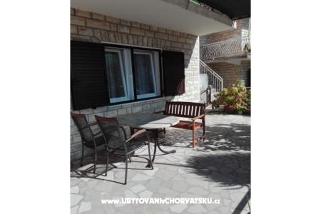 Apartments Gale Omis photo 2