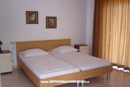 Apartments Gale Omis photo 3