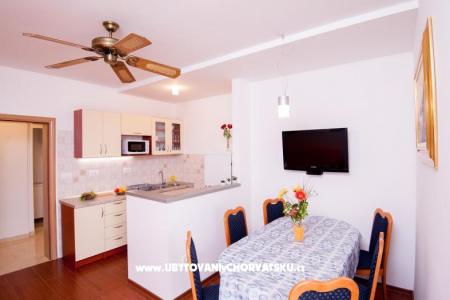 Apartments Galija photo 4