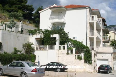 Apartments Tonka Omis Croatia