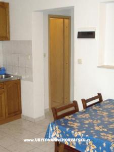 Apartments Ante photo 4