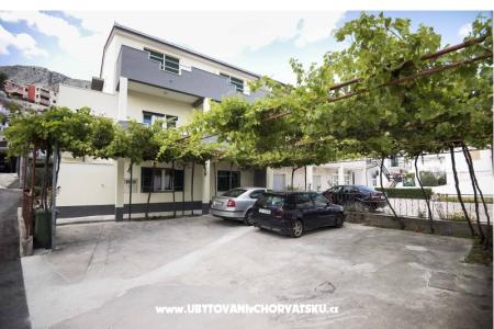 Apartments Martic photo 4