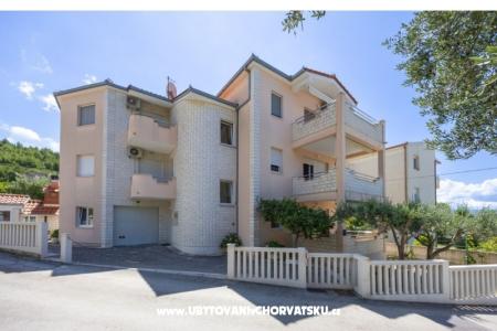 Apartments Matosevic Omis Croatia