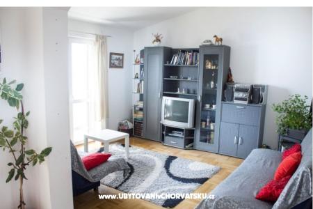 D&amp;D seaview apartment photo 5