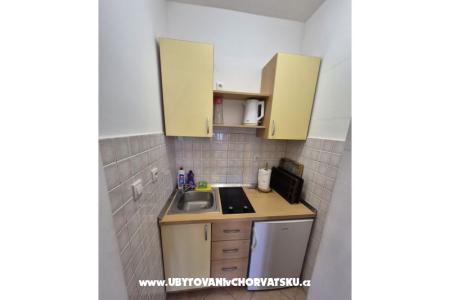 Jure & Marija Studio apartmani photo 4